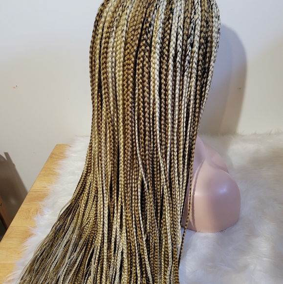 Braided wigs SOLDOUT SOLDOUT SOLDOUT